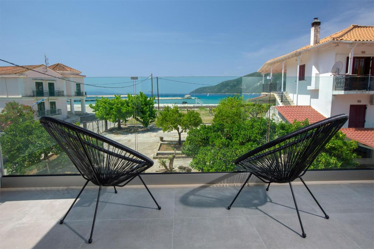 Seascape Villas Vassiliki - Beachfront Villas Vasilikí Exterior foto